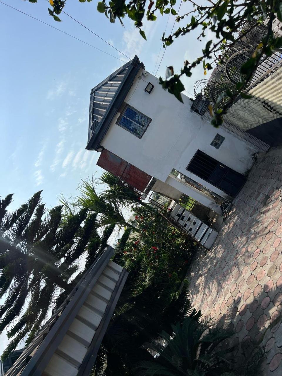 شقة Apex Guest Facility Buea المظهر الخارجي الصورة